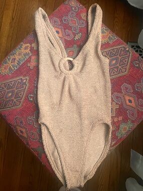 Hunza g one piece